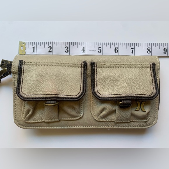 Hurley Beige Wristlet Wallet with Dual Front Pockets - Picture 7 of 8